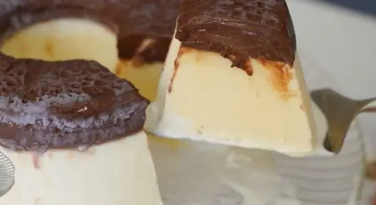 Pudim de sorvete ou sorvetão, uma sobremesa especial que vai encantar toda a sua família 1 Pudim de sorvete