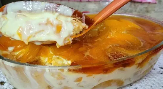 Pavê de pêssego com calda de caramelo: uma sobremesa fácil de preparar, especial e deliciosa 2 Pavê de pêssego