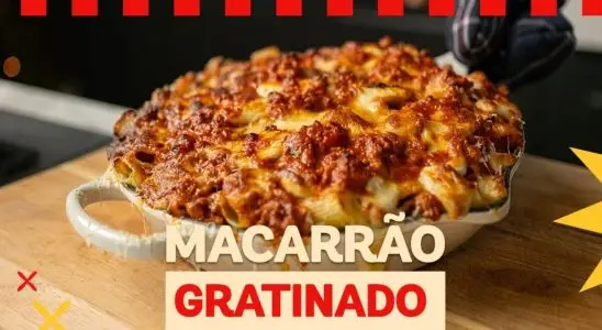 Macarrão gratinado à bolonhesa com muito queijo, para você servir naquela refeição especial 3 Macarrão gratinado