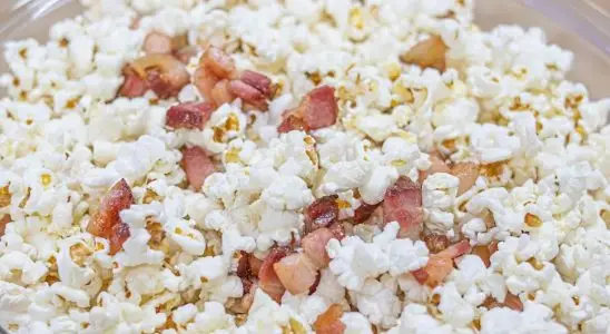 Pipoca com bacon crocante e muito saborosa, para você saborear assistindo seus filmes e séries 3 Pipoca com bacon