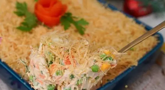 Salpicão de frango cremoso: o segredo da receita de família para servir em festas e almoços especiais 1 Salpicão de frango cremoso