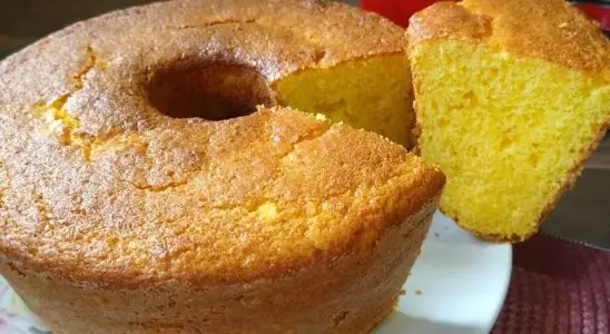 Bolo sem farinha de trigo, uma delícia de liquidificador para servir com um café no Dia das Mães 3 Bolo sem farinha de trigo