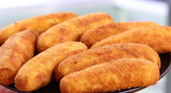 Banana sequinha feita com dicas especiais para ficar igualzinha aquela de restaurante 1 Banana sequinha