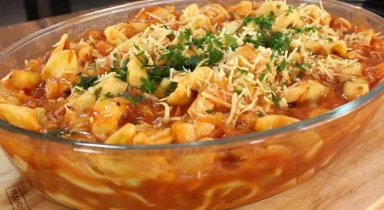 Capeletti sem forno irresistível, que fica pronto muito rápido, a solução ideal para dias corridos 4 Capeletti de forno