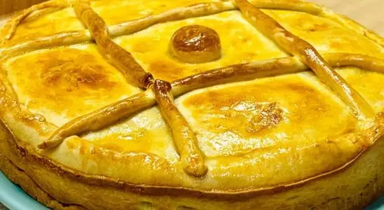 Empadão econômico, uma receita incrível que rende muito, para fazer no Dia das Mães e arrasar 4 Empadão econômico