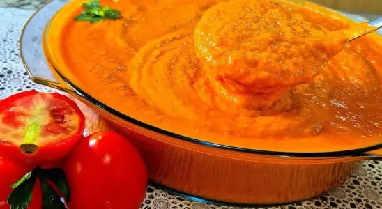Molho de tomate caseiro