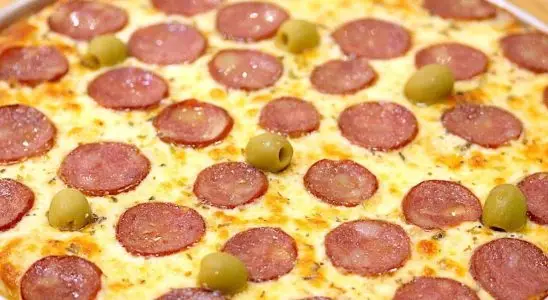 Pizza caseira, com uma massa deliciosa e muito prática, para reunir todos no jantar do Dia das Mães 3 Pizza caseira