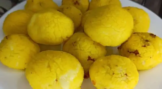 Salgado de fubá sem trigo que também não leva ovo, para um lanche super econômico e saudável 3 Salgado de fubá sem trigo