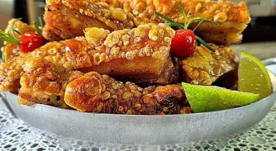 Torresmo crocante: veja qual é o segredo para preparar esse petisco irresistível que todos amam 4 Torresmo crocante