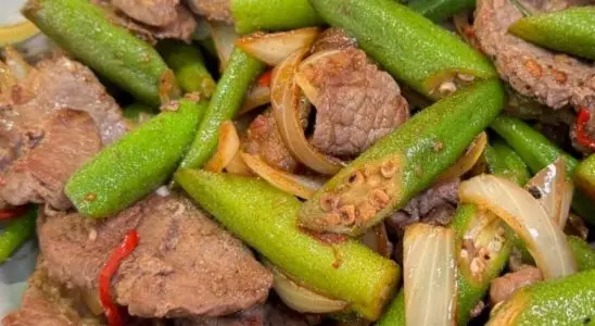 Carne com quiabo refogado: uma sugestão de almoço muito prático, rápido e saboroso 3 Carne com quiabo refogado