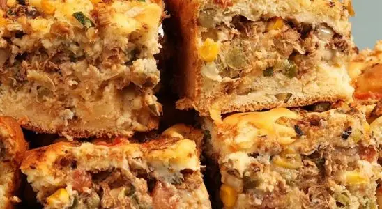 Torta de sardinha feita com uma massa super leve, gostosa e fácil de preparar, para arrasar no lanche 1 Torta de sardinha