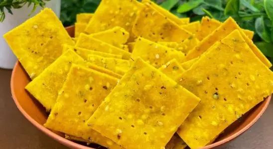 Biscoito salgado sem glúten feito também sem leite e sem ovo, um petisco leve e saudável 4 Biscoito salgado sem glúten