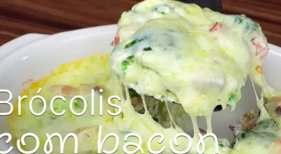 Brócolis gratinado com um molho branco delicioso e muito queijo por cima, um arraso 1 Brócolis gratinado