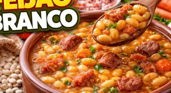 Feijão branco, que fica com o caldo grosso e leva ingredientes saborosos, uma verdadeira delícia 1 Feijão branco