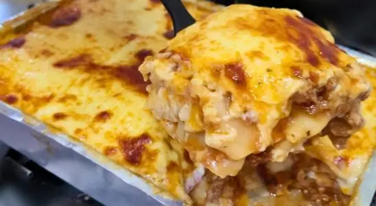 Lasanha cremosa feita de um jeito prático, rápido e cheio de sabor, para a família elogiar e repetir 1 Lasanha cremosa