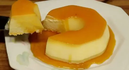 Pudim de leite condensado com coco super cremoso e fácil de fazer, a sobremesa perfeita 4 Pudim de leite condensado