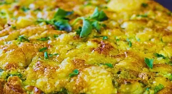 Torta de abobrinha feita com praticidade e rapidez, um lanche saudável e muito gostoso 4 Torta de abobrinha