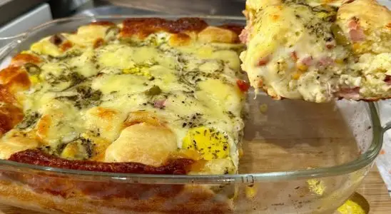 Torta à portuguesa de liquidificador recheada com presunto, queijo e ervilhas, rápida e gostosa 2 Torta à portuguesa