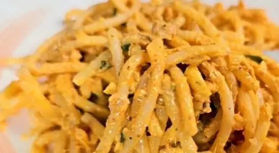 Macarrão com sardinha delicioso com aquele molho bem temperado e gostinho de comida de mãe 2 Macarrão com sardinha