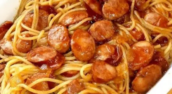 Macarronada com calabresa muito suculenta e rápida de preparar, que a família toda vai elogiar 3 Macarronada com calabresa