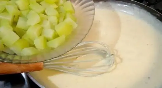 Chuchu ao molho branco gratinado e tão saboroso, que até mesmo quem não é fã de chuchu vai amar 3 Chuchu ao molho branco