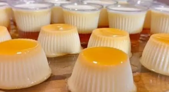 Pudim sem forno feito sem ovos, muito prático e rápido, uma sobremesa lisa, cremosa e deliciosa 2 Pudim sem forno