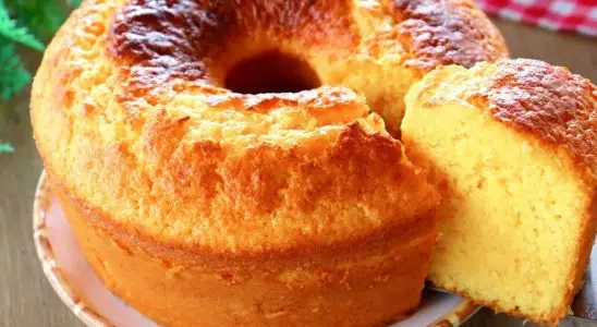 Bolo de bagaço fofinho e econômico, para você aproveitar tudo na cozinha e preparar essa delícia 2 Bolo de bagaço