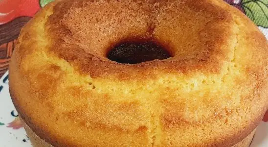 Bolo sem trigo e sem glúten extremamente fofinho e saboroso, que desmancha na boca 4 Bolo sem trigo