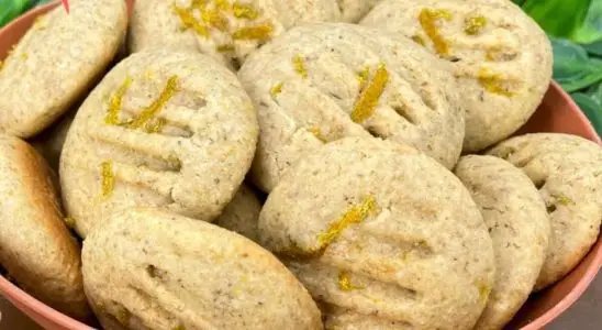 Biscoitinho sem glúten e sem leite com sabor suave de laranja, ideal para acompanhar um café 1 Biscoitinho sem glúten