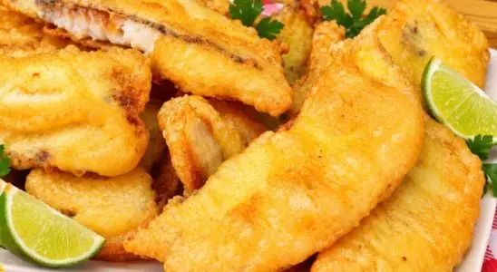 Peixe frito crocante empanado na cerveja, super sequinho e saboroso, um petisco incrível 3 Peixe frito crocante