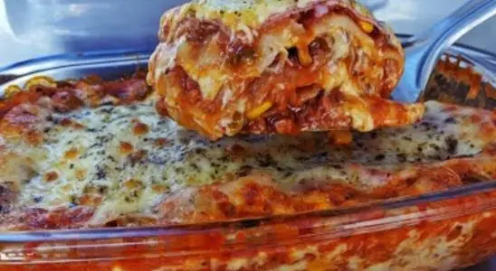 Lasanha de domingo muito recheada e cremosa que rende bastante para toda a família 2 Lasanha de domingo